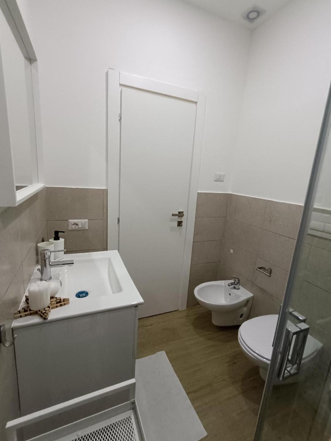 Appartamento Simply House In Bari Twin Esterno foto